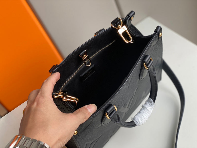 LOV - Luxurious Totes - 2407