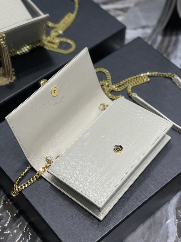 Luxurious Totes - Latest - 8810