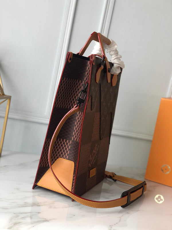 LOV - Luxurious Totes - 2642