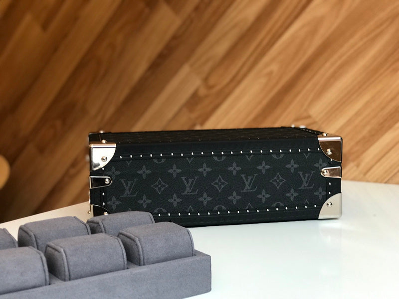 LOV - Luxurious Totes - 852