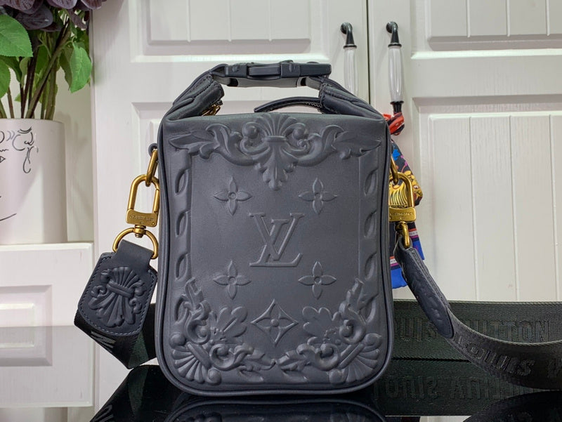 LOV - Luxurious Totes - 106