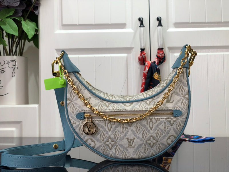LOV - Luxurious Totes - 2103