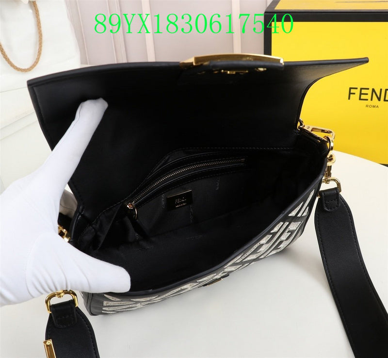 GC - Shoulder - 2983