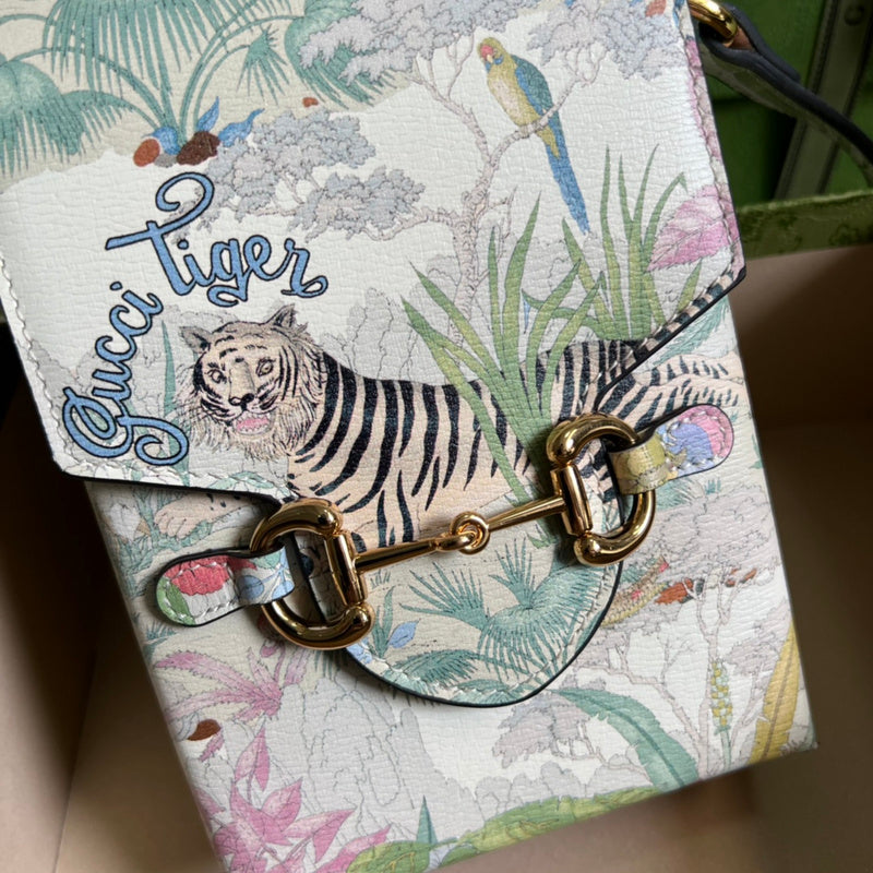 Luxurious Totes - Latest - 3900