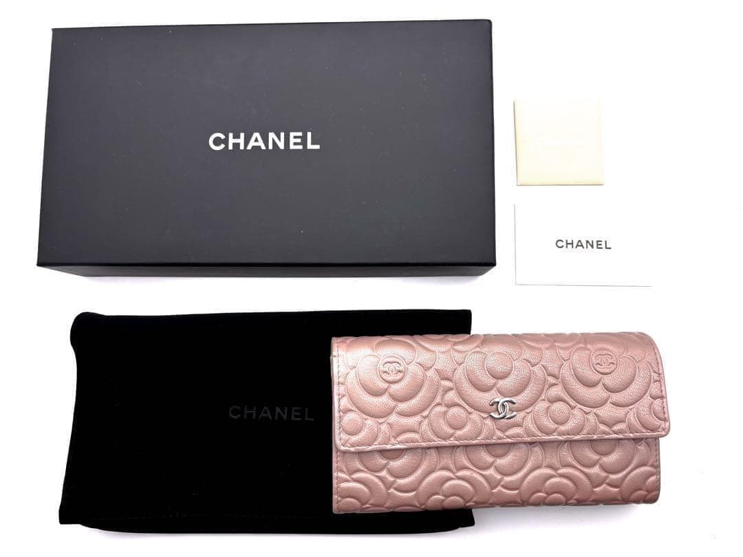 Chanel Wallet New Camellia