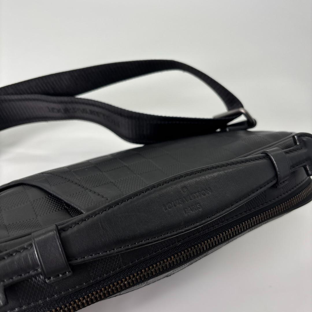 Louis Vuitton Damier Infini Ambler Black Belt Bag